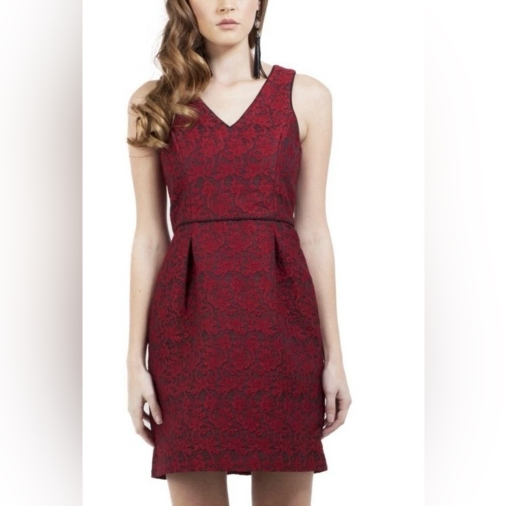 4Collective Cocktail Party Dress Size 8 Red Burgundy Lace Sleeveless V-Neck Zip